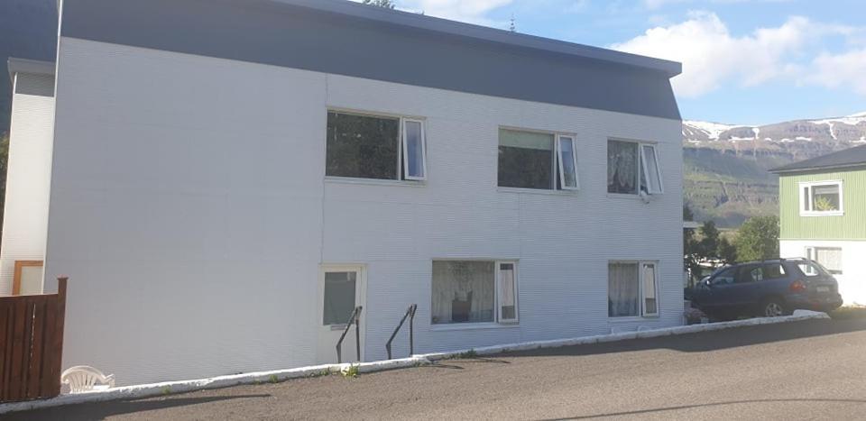 Apartment Tungata Seyðisfjörður Bagian luar foto