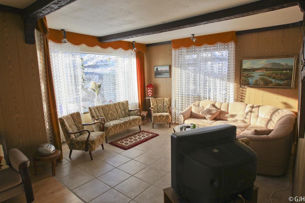 Apartment Tungata Seyðisfjörður Bagian luar foto
